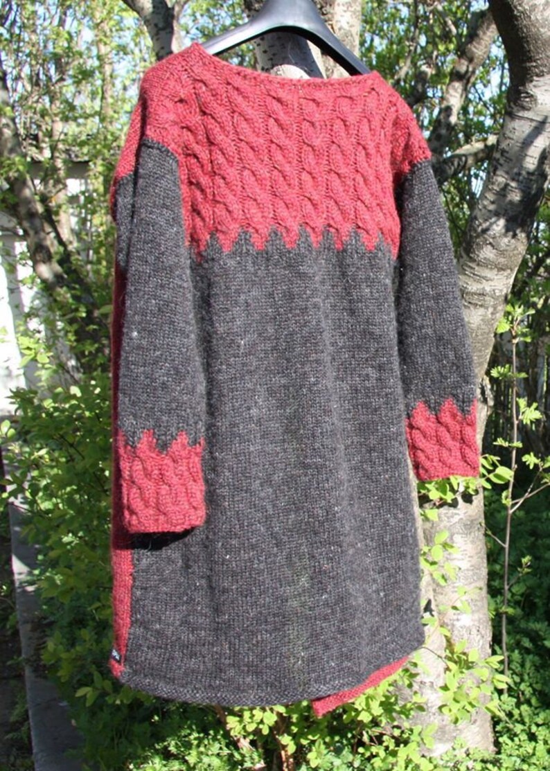 Cardigan, Handknitted from pure Icelandic wool. image 5