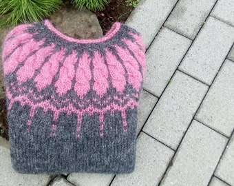 Pullover, Handknitted from pure wool.