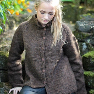 Cardigan, Handknitted from pure Icelandic wool. image 2