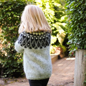 Children's Cardigan, Handknitted from pure wool. image 4