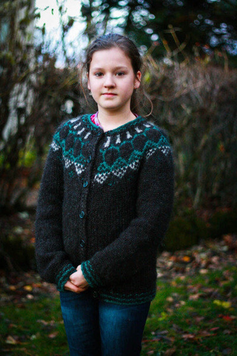Children's Cardigan, Handknitted from pure wool. image 3