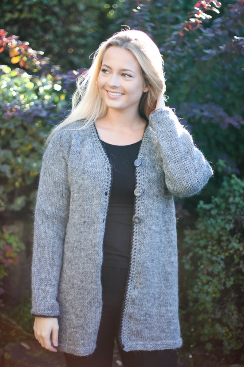 Cardigan, Handknitted from pure Icelandic wool. image 4