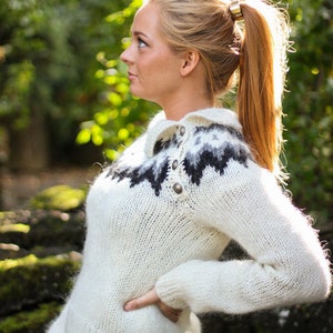 Pull, tricoté à la main en pure laine islandaise. image 2