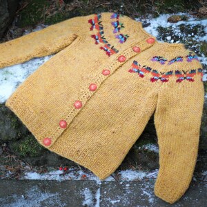 Kinder Strickjacke, Handgestrickte aus wolle. Bild 1