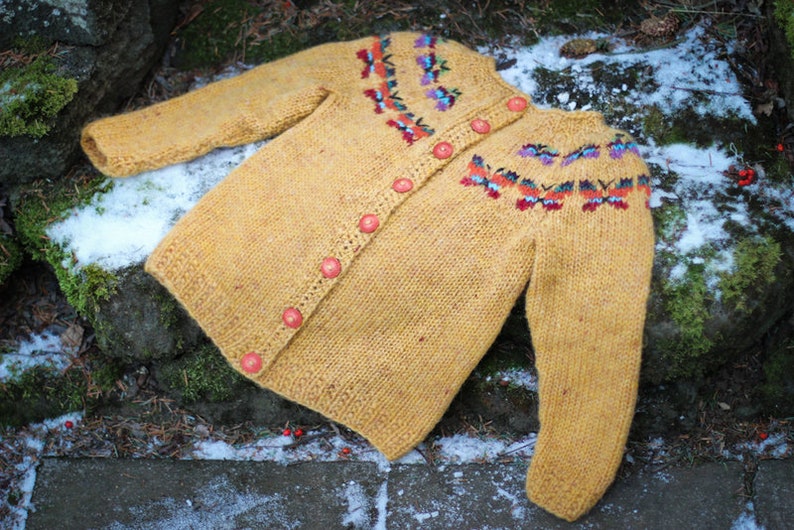 Kinder Strickjacke, Handgestrickte aus wolle. Bild 1