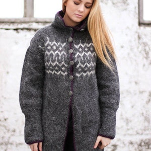 Cardigan, Handknitted from pure Icelandic wool. image 3