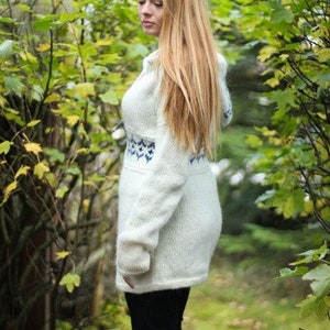 Cardigan, Handknitted from pure Icelandic wool. image 4