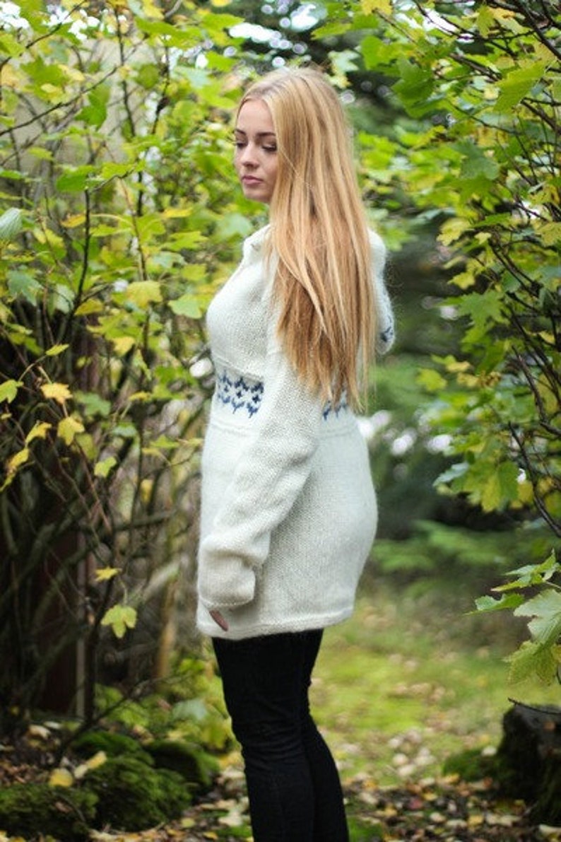 Cardigan, Handknitted from pure Icelandic wool. image 4