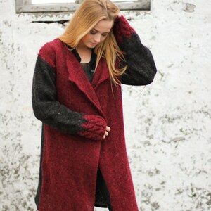 Cardigan, Handknitted from pure Icelandic wool. image 1