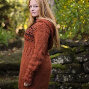 Cardigan, Handknitted from pure Icelandic wool. image 2