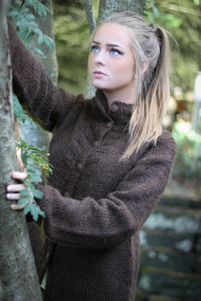 Cardigan, Handknitted from pure Icelandic wool. image 3