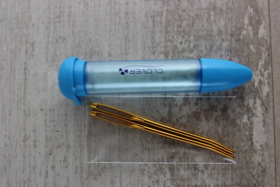 2 Pack Clover Chibi with Jumbo Darning Needles