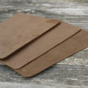 KLEINES dünnes Mousepad / Mauspad aus dunkelbraunem Schuhoberleder (Rindsleder) für Laptop und Computer