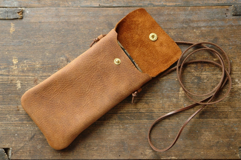 2 in 1 mobile phone bag for max. 16.7 x 8.1 cm mobile phones made of brown leather in an antique look / antique look for hanging around your neck image 3