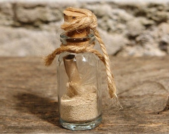 Jute cord mini message in a bottle to write on yourself