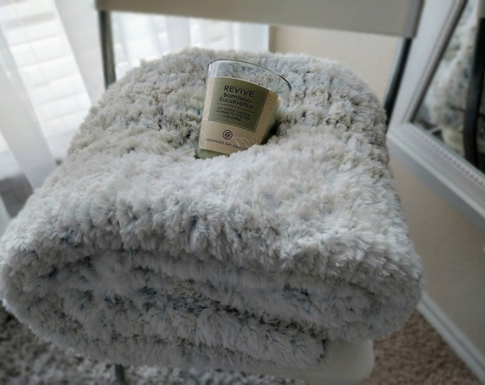 Faux Fur Winter Wonderland Throw Blanket