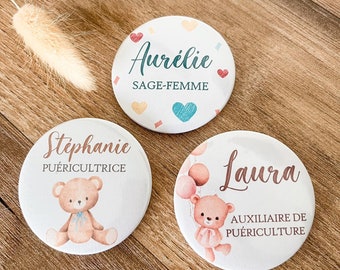 Badge Sage Femme - Puéricultrice - Infirmière - Aide Soignante - Personnalisé