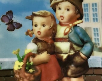 Plato de colección de Danbury Mint, "M.I. Hummel Surprise Little Companion"