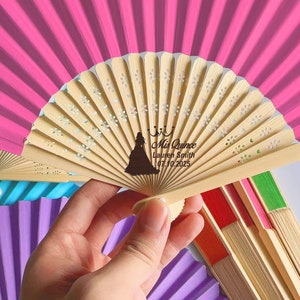 Custom Quinceañera Party Favor Quinceañera fan in Bulk Fiesta De Quince Año Fan Personalized Gift Custom Quinceañera Hand Fans Miss Quince