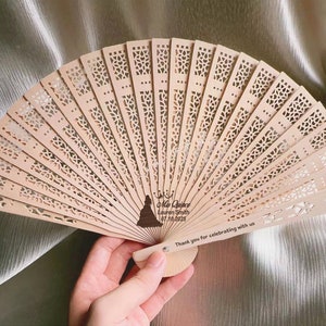 Quinceañera Hand Fan in Bulk Quinceañera Party Favor Custom Rustic Wedding Favors Fan Personalized XV Mis Quince Años fan Graduation Fans
