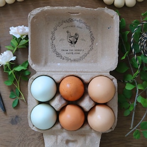 Sello de goma personalizado - sello de cartón de huevo - sello de la granja - huevos de pollo fresco - sello personalizado de pollo - sello de gallinas felices