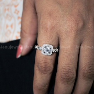 Moissanite Halo Ring, Round Cut Ring, 10K/14K White Gold Ring, Perfect Ring For Anniversary, Promise Ring For Her, Customized Birthday Ring