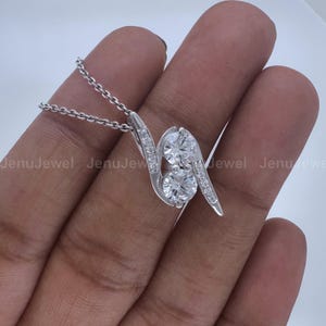 Colgante de moissanita: oro blanco de 14 quilates, delicado collar de boda