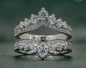 Anillo de corona de moissanita, protector envolvente realzador, corte redondo, realzador de oro de 14 quilates, anillo envolvente, anillo tipo chaqueta, anillo protector realzador, anillo de doble banda,