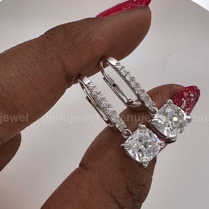 Moissanite 2.5 CT Cushion-Cut Drop Dangle Earrings in 14K White Gold – Perfect for Weddings, Anniversaries, or Women&#39;s Day, Handmade Jewelry
