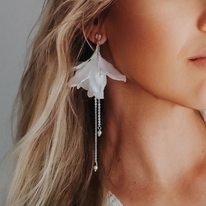 Flower Earrings dangle, Wedding Earrings with Flowers Earrings for Wedding Unique Bridal Earrings, Boho Bridal Earrings Long Floral Earrings