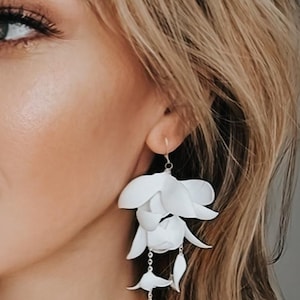Flower Earrings dangle, Wedding Earrings with Flowers Earrings for Wedding Unique Bridal Earrings, Boho Bridal Earrings Long Floral Earrings