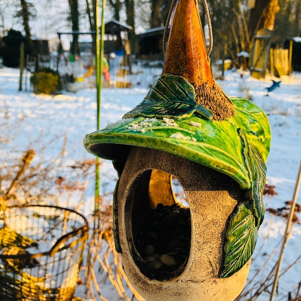 Vogelfutterhaus aus Keramik grünes Dach