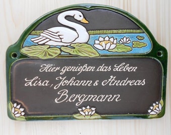 Keramikschild eleganter Schwan