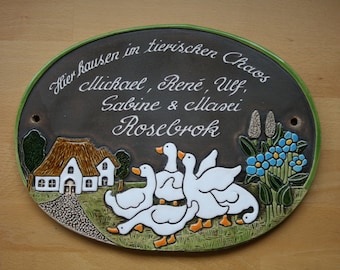 Keramikschild Türschild Gänse mit Bauernhaus