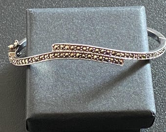 Stunning Vintage Hinged Curved Sparkly Cubic Zirconia (CZ) With Safety Clasps
