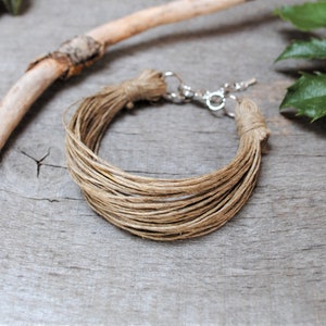 natürliches reines Leinen Armband für Frauen, mehrreihiges veganes Armband, einfache Hanf Manschette Armband, übernatürlicher Schmuck, umweltfreundliche Geschenkidee Bild 5