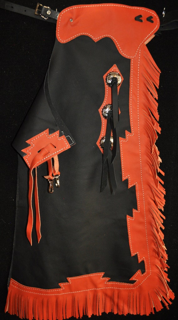 Jambières Cheval Sur Mesure Chaps De Fusil De Chasse En Cuir Sur Mesure - Neufs, Fabrication USA, R Bar K Chapeau De Cowboy