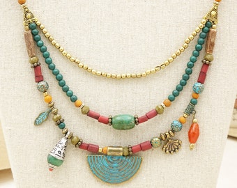 Kralenketting - Drievoudige gelaagde ketting - Boho Chic Turquoise ketting - Unieke handgemaakte sieraden - Cadeau voor vrouwen - Beste vriend cadeau