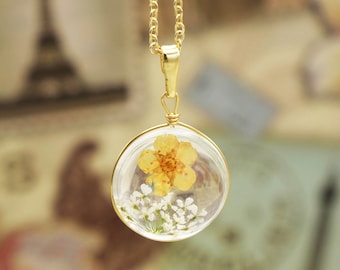 Buttercup Real Flower Necklace-Real Pressed Flower Necklace-Resin Flower Necklace-Bridesmaid jewellery Fairycore Cottagecore Victorian