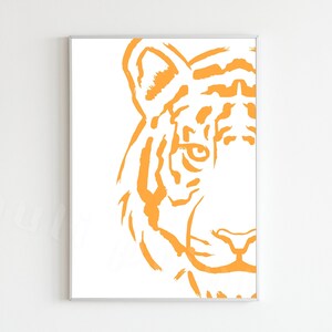 Puede incluir: Un primer plano de una ilustraci&oacute;n de cara de tigre naranja brillante. Las rayas del tigre son visibles y el ojo est&aacute; detallado.