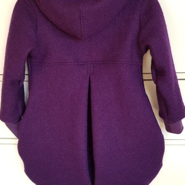 Walk coat in dark purple, either fully lined or unlined