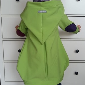 Softshell coat in lime