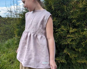 Linen sleeveless blouse in soft pink