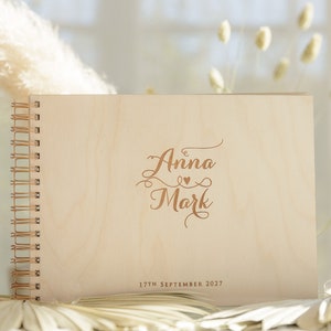 Houten gastenboek Gepersonaliseerde bruiloft gastenboek Cadeau voor de bruid en bruidegom