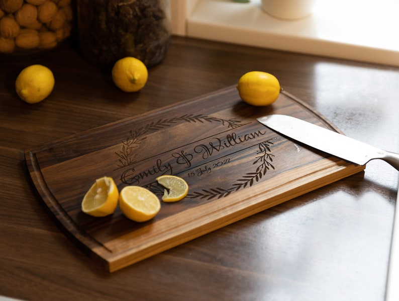 Personalized chopping board made of walnut wood Wedding gift Anniversary gift image 3