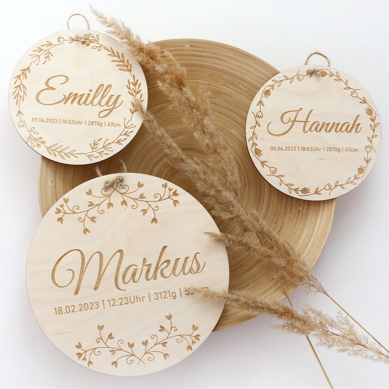 Wooden ornament personalized decoration Baby shower gift engraved name image 3