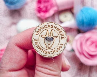 100% cashmere - wooden buttons with a goat | engraved composition label | for knitting, sewing and crocheted woolen handicrafts