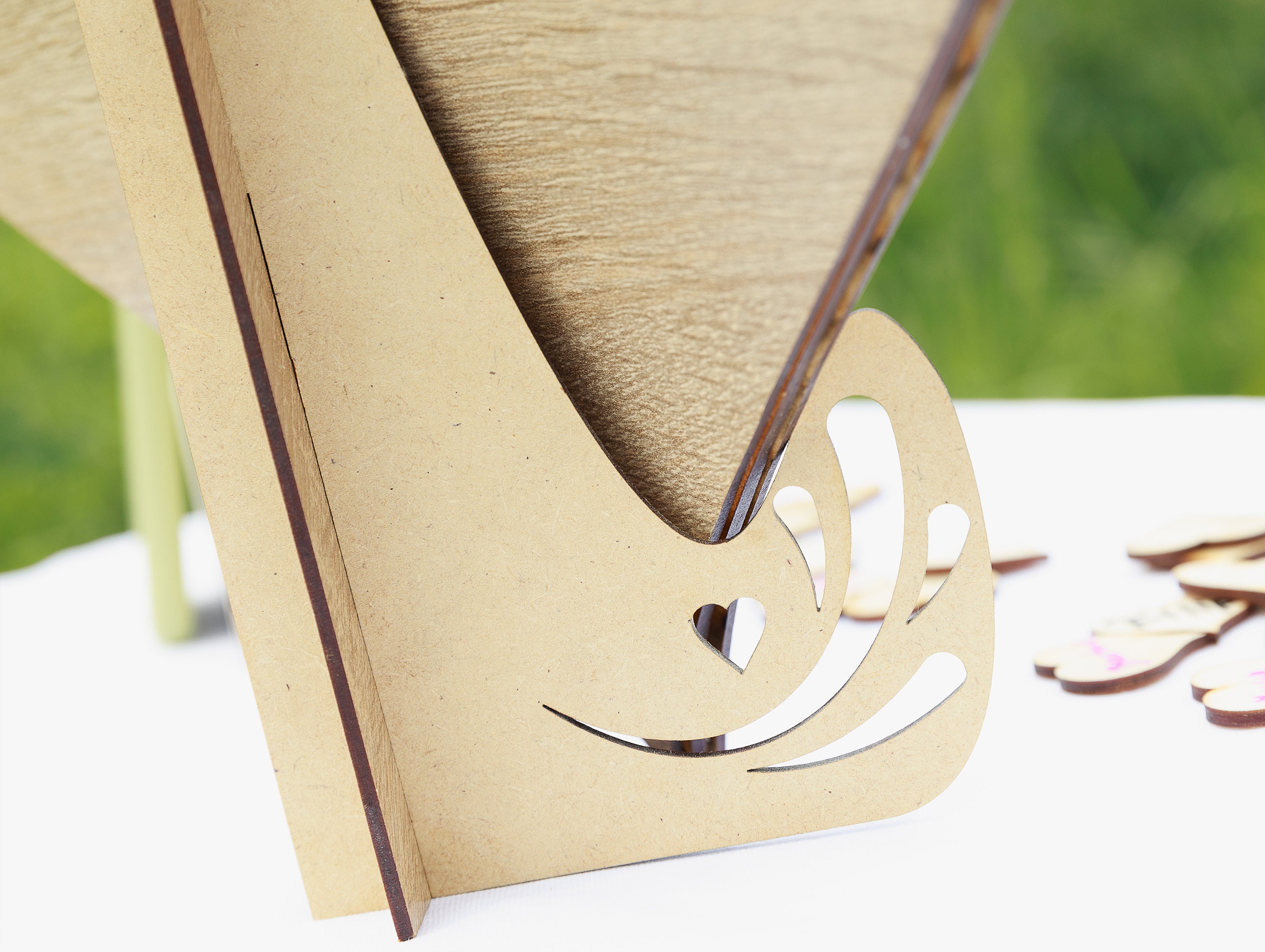 Libro Degli Ospiti Alternativo Per Matrimonio A Forma Di Cuore - 100 Cuori In Legno Da Firmare - Cornice Acrilica Con Base In Legno - Decorazione Rustica - 3