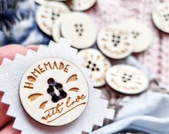 Homemade with love - 5 holes wooden buttons | engraved buttons for homemade handicrafts | handmade with love