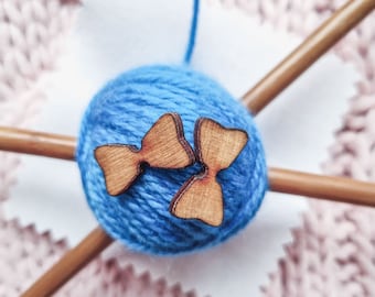 Wooden bow buttons without holes | cute buttons for girls | wood bows for sewing, knitting, scrapbooking, dolls making